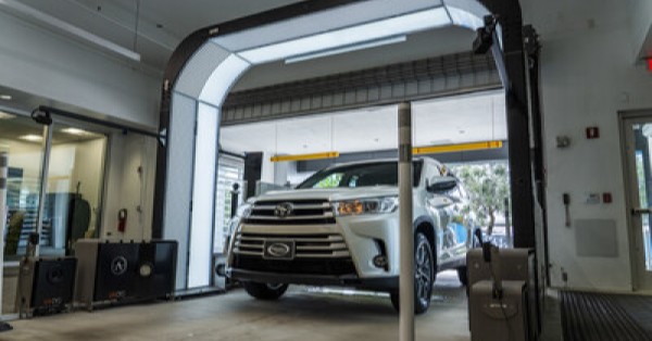 Cox Automotive Advances AI-Powered Dealership Innovation with New vAuto and UVeye Integration