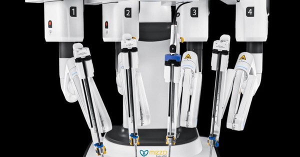 Meril Mizzo Endo 4000: AI and 5G Surgical Robotics