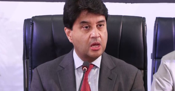 India Satcom Rollout Nears After TRAI Spectrum Pricing